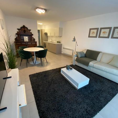 Gezellig Modern Appartement Met Optie Garagebox En In De Buurt Van Strand, Winkels En Restaurants Ostend Luaran gambar